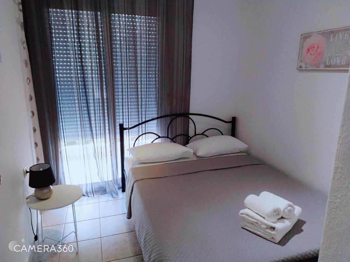 Maisonette R&F2 Kallithea  Bagian luar foto