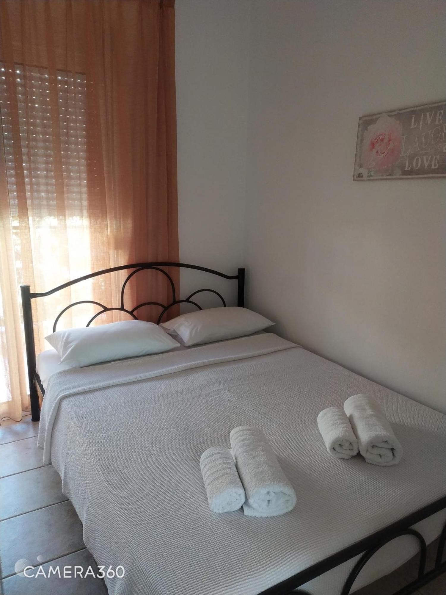 Maisonette R&F2 Kallithea  Bagian luar foto