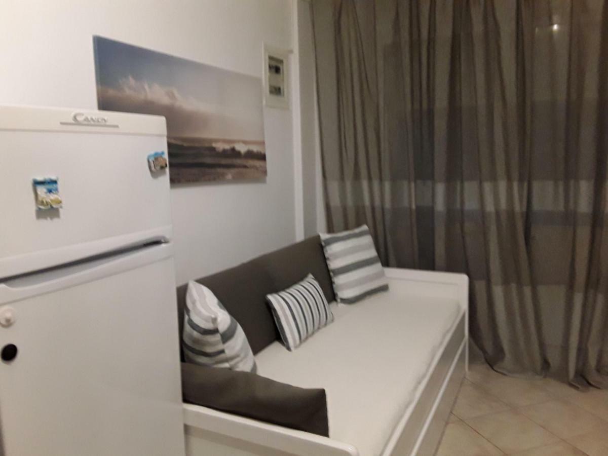 Maisonette R&F2 Kallithea  Bagian luar foto