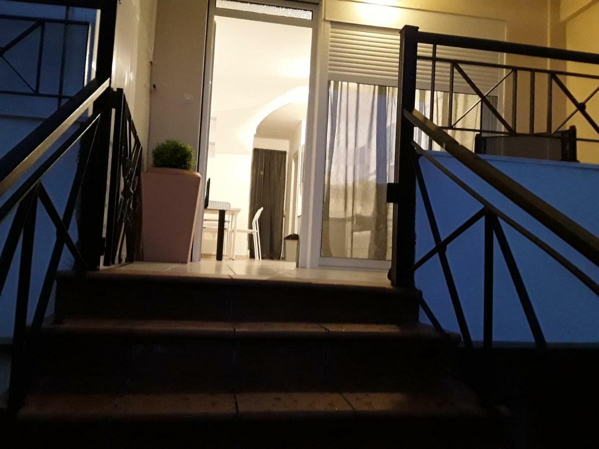 Maisonette R&F2 Kallithea  Bagian luar foto